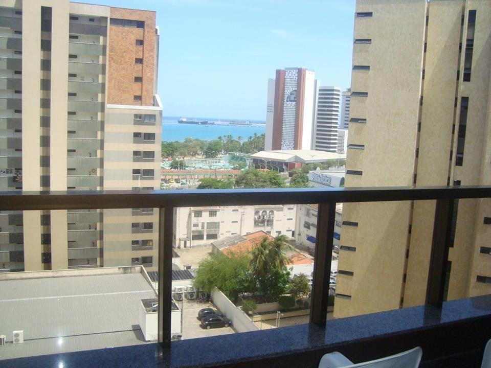 Flat Meireles Luzon 303 * Fortaleza (Ceara)