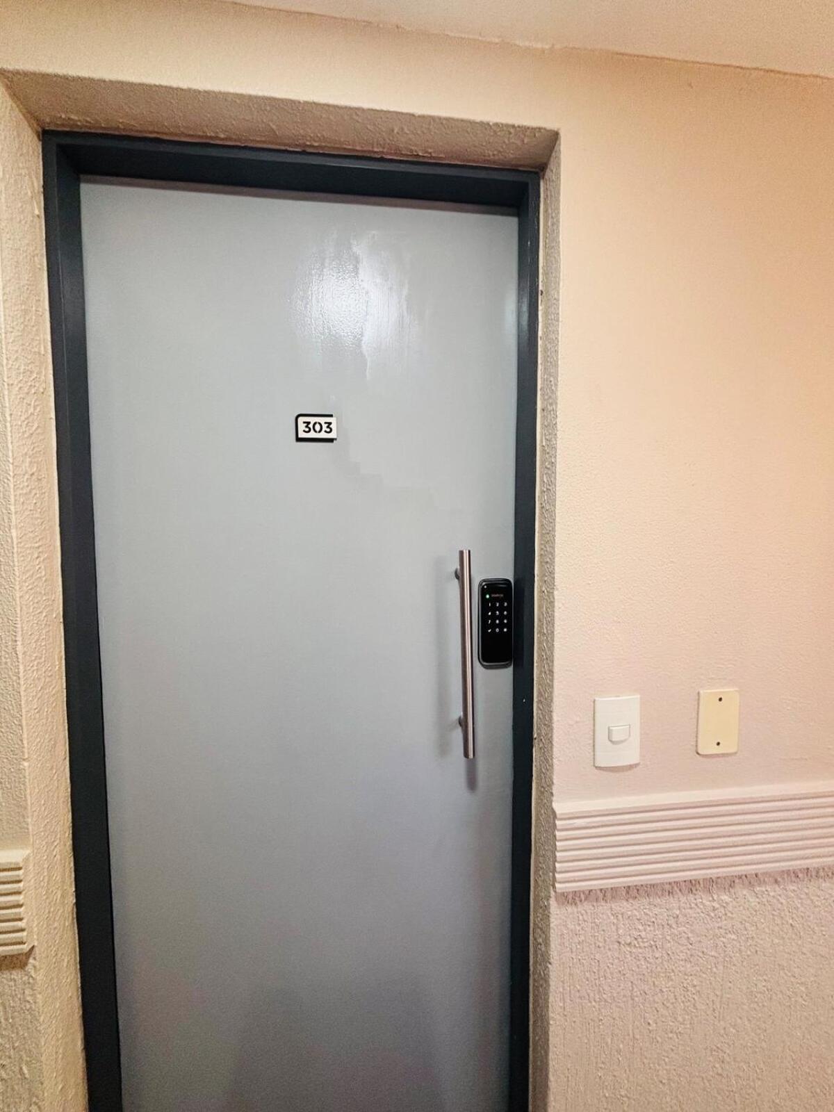 Flat Meireles Luzon 303 Apartamento *