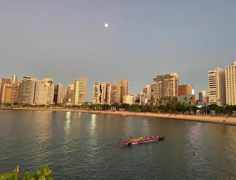 Flat Meireles Luzon 303 Apartamento
