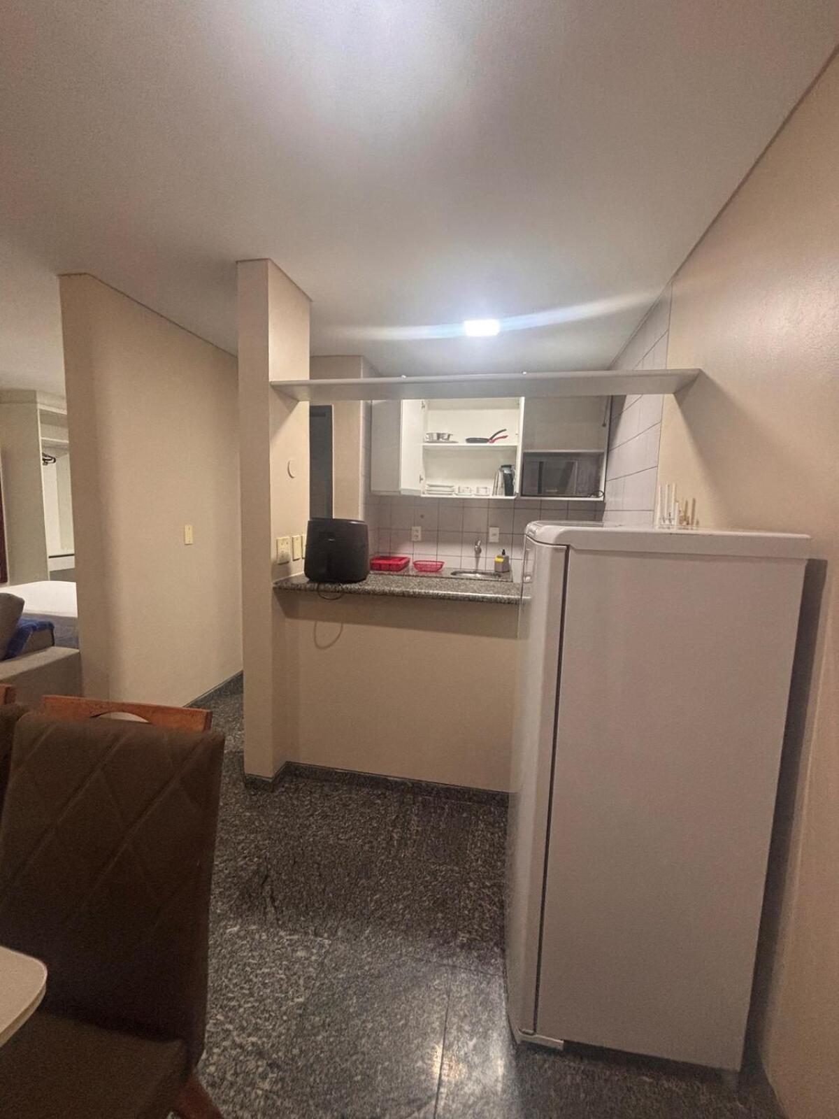 Flat Meireles Luzon 303